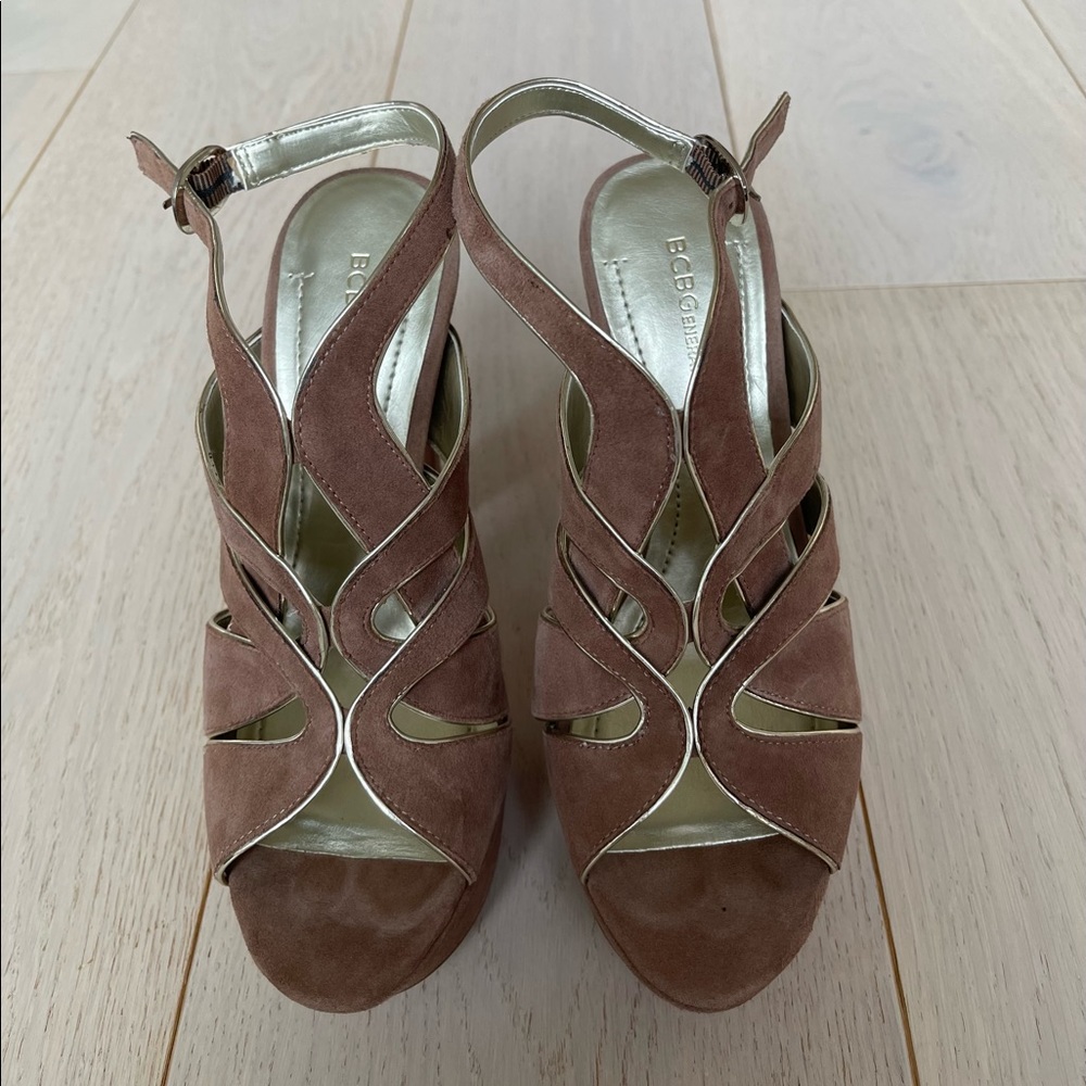 BCBG Nubuck leather shoes